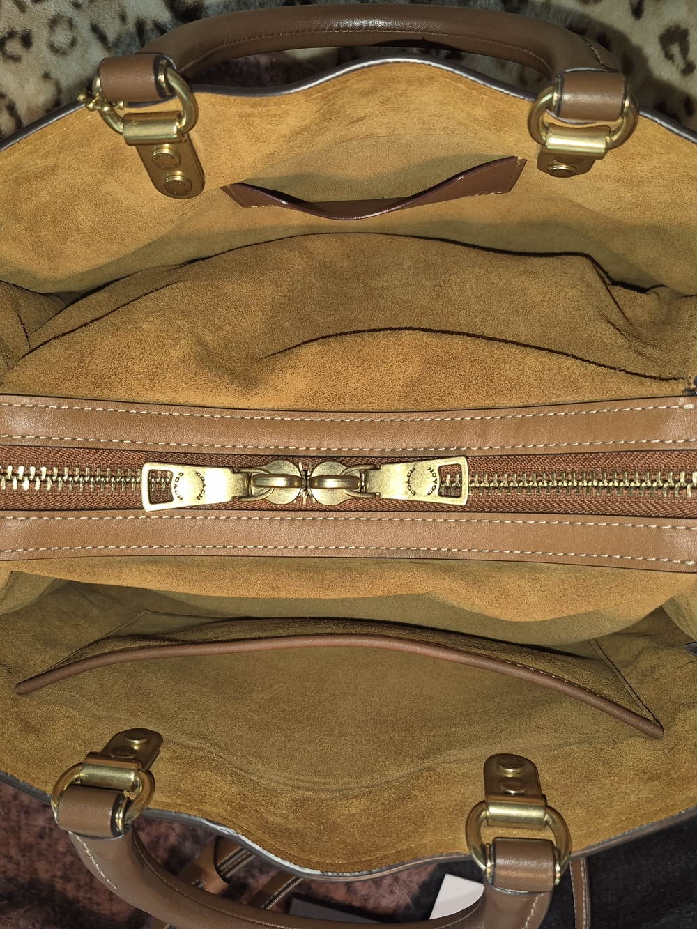 Coach RARE Colorblock Rogue 30! - Picture 9 of 16